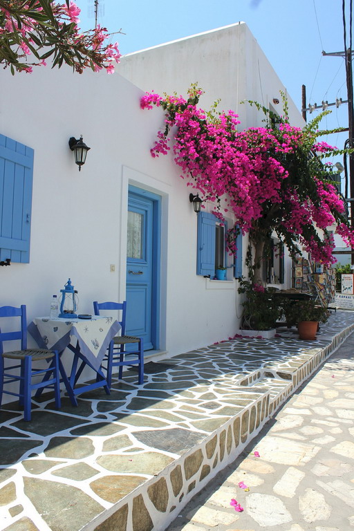  Ostrvo Antiparos u Kikladima 